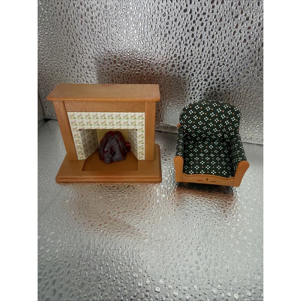 Sylvanian Families Calico Critters green sofa living room & fireplace